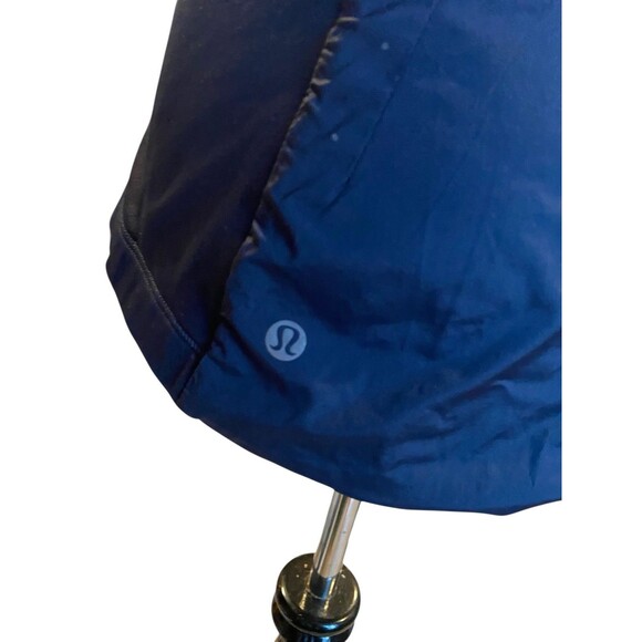 Lululemon Women Run For Cold Vest Size 6 Blue insulated Waterproof Pockets Light - Picture 6 of 15